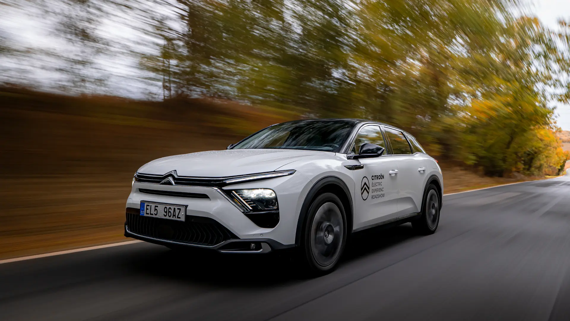 Citroën C5X – kombi, liftback a SUV v jednom na kanálu 1000 koní