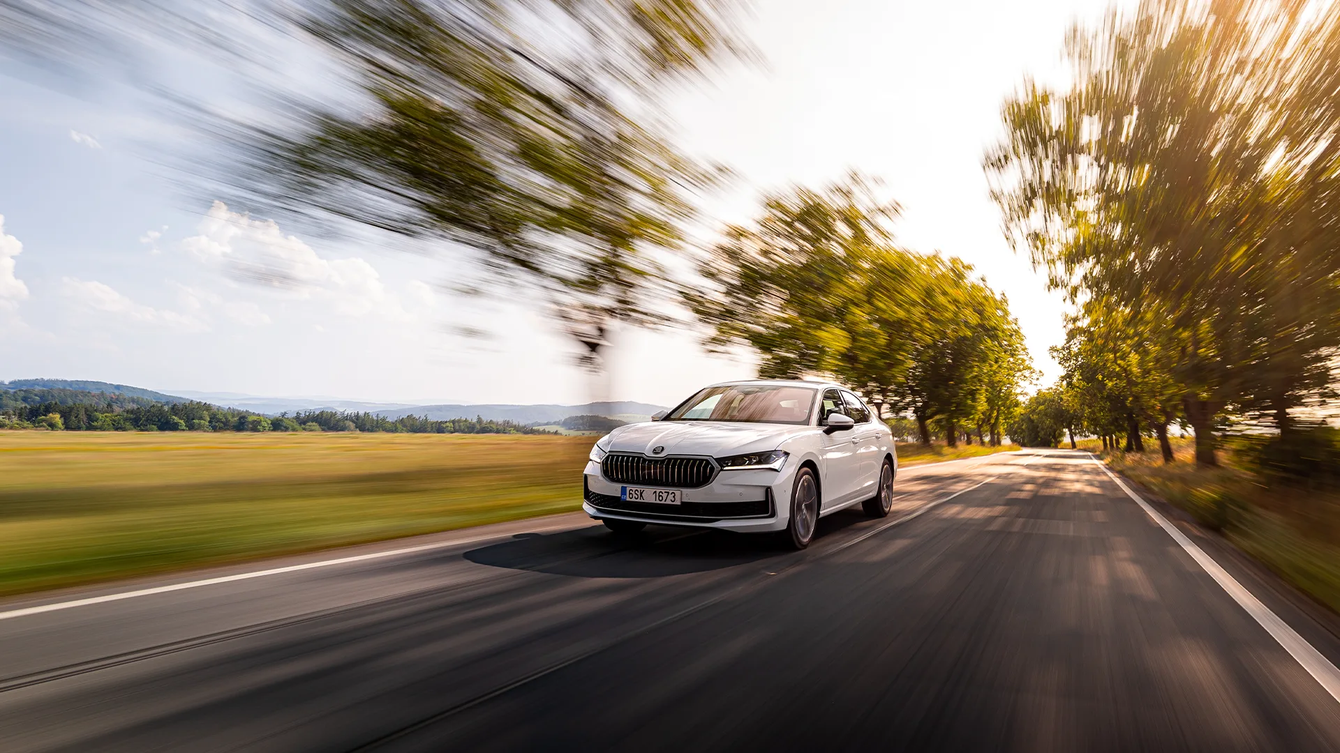 Škoda Superb (2024): Dá se mu něco vytknout? na kanálu 1000 koní